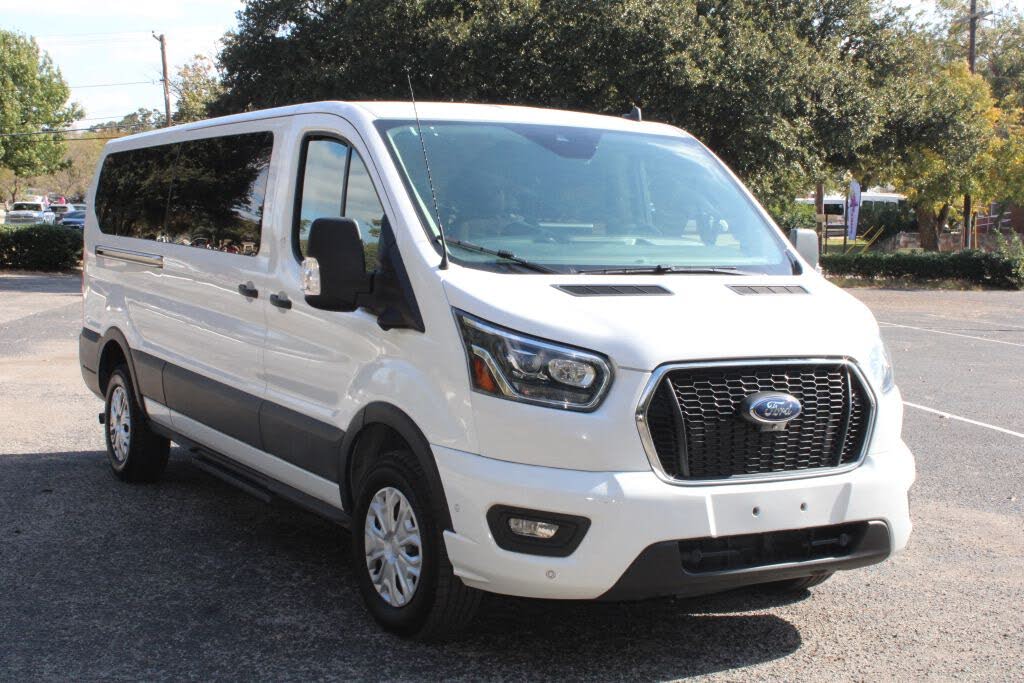 2023 Ford Transit Passenger 350 XLT Low Roof LB RWD