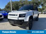 Land Rover Defender 130 X-Dynamic SE AWD