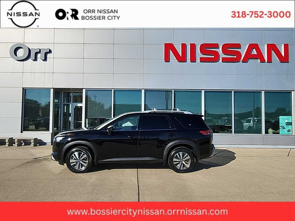 2025 Nissan Pathfinder SL FWD