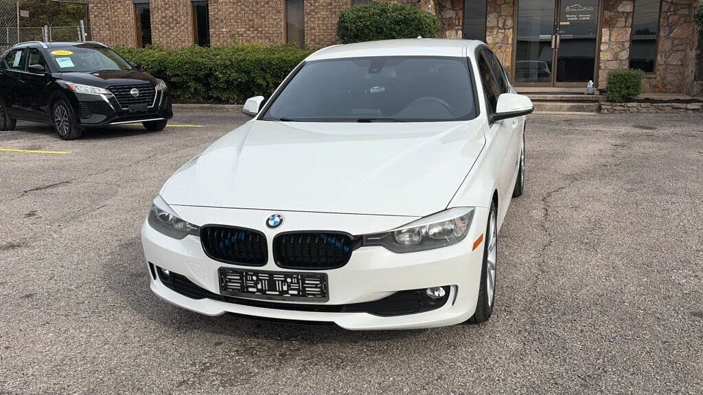2015 BMW 3 Series 320i Sedan RWD