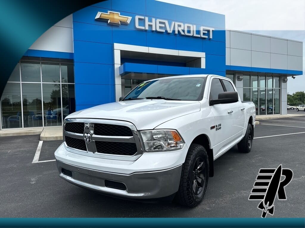2016 RAM 1500 SLT Crew Cab 4WD