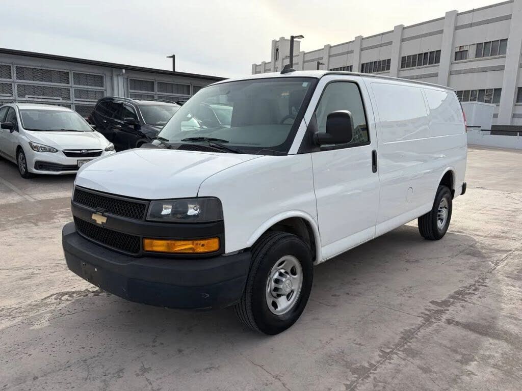 2018 Chevrolet Express Cargo 2500 RWD
