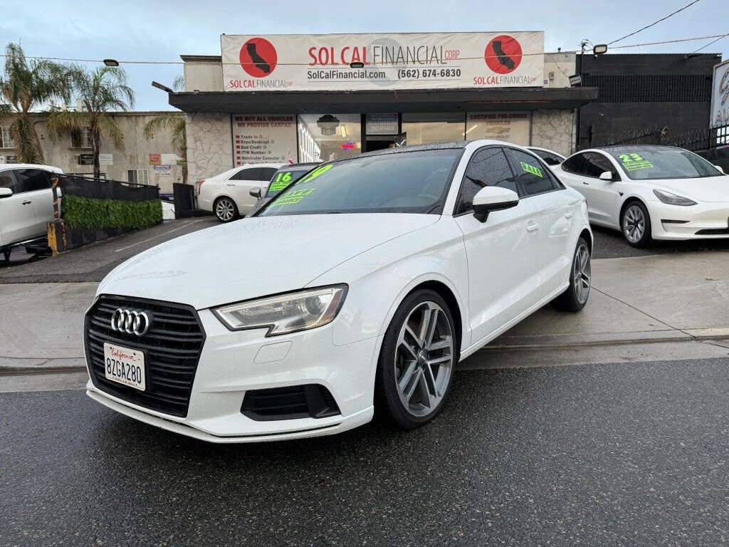 2019 Audi A3 Titanium Premium 40 TFSI Sedan FWD