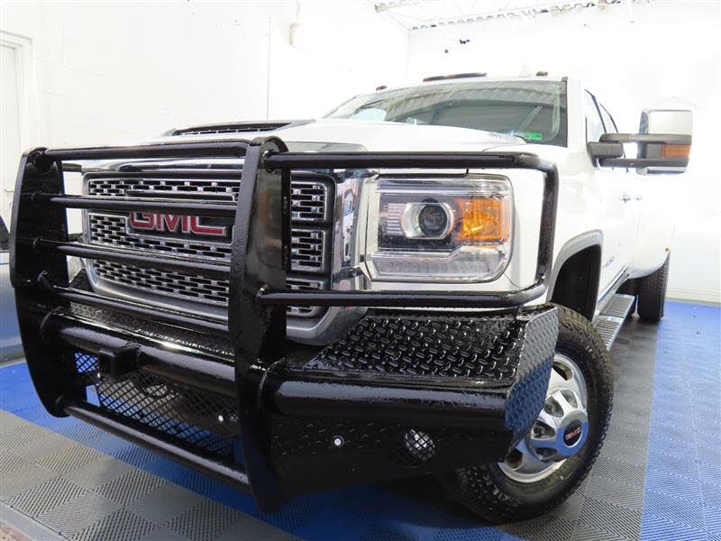 2019 GMC Sierra 3500HD Denali Crew Cab LB DRW 4WD