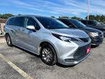 Toyota Sienna LE 8-Passenger FWD