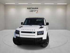 Land Rover Defender 130 X-Dynamic SE AWD