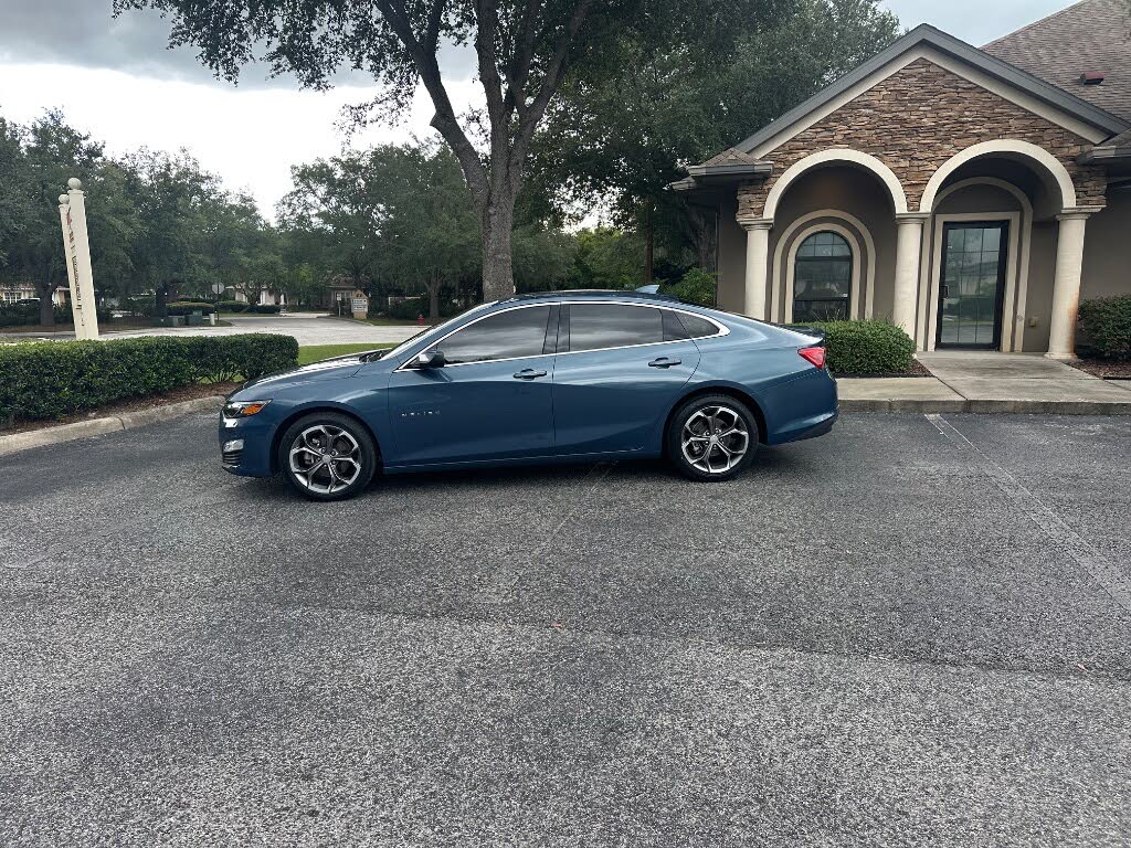2024 Chevrolet Malibu LT with 1LT FWD