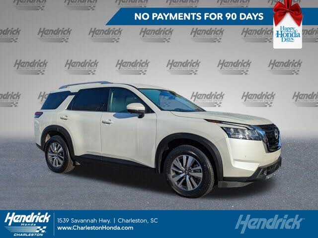 2023 Nissan Pathfinder SL 4WD