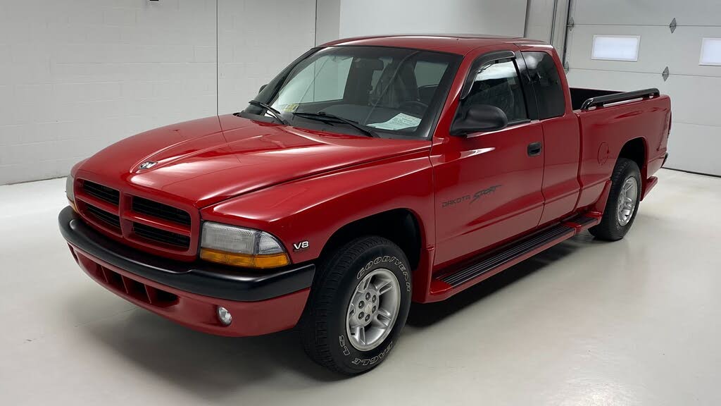 1997 Dodge Dakota Sport Club Cab RWD