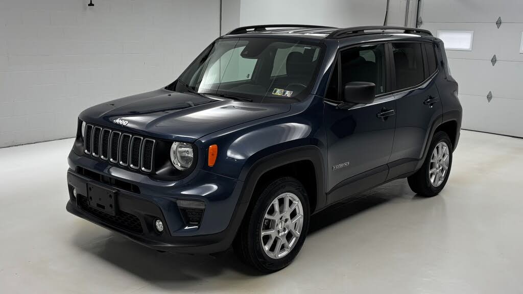 2022 Jeep Renegade Latitude 4WD