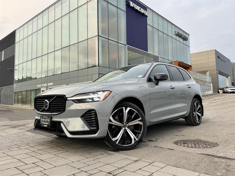 Volvo XC60 Recharge T8 Ultimate Dark Theme eAWD 2024