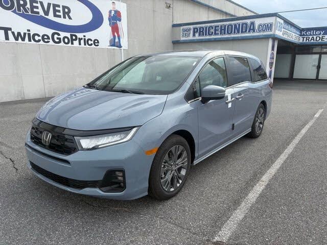 2026 Honda Odyssey Touring FWD