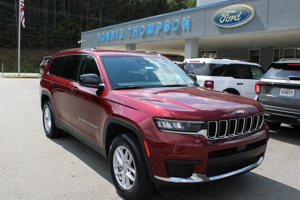 2024 Jeep Grand Cherokee L Laredo RWD