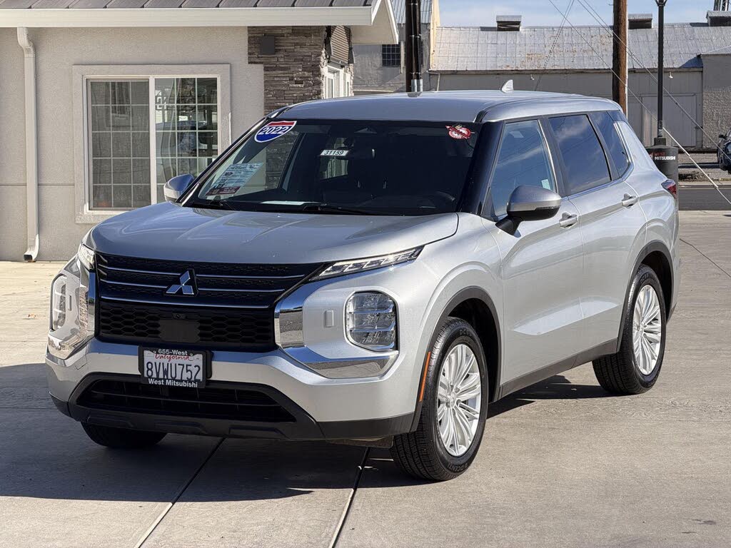 2022 Mitsubishi Outlander ES S-AWC