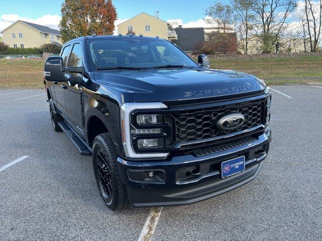 2025 Ford F-350 Super Duty Lariat Crew Cab 4WD