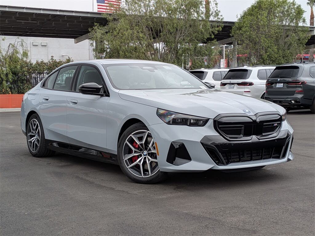 2025 BMW i5 M60 AWD