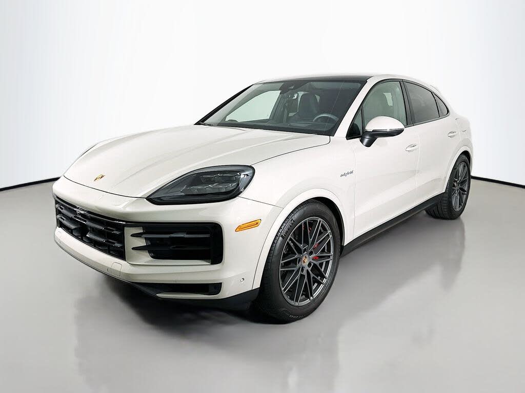 2025 Porsche Cayenne Coupe S AWD