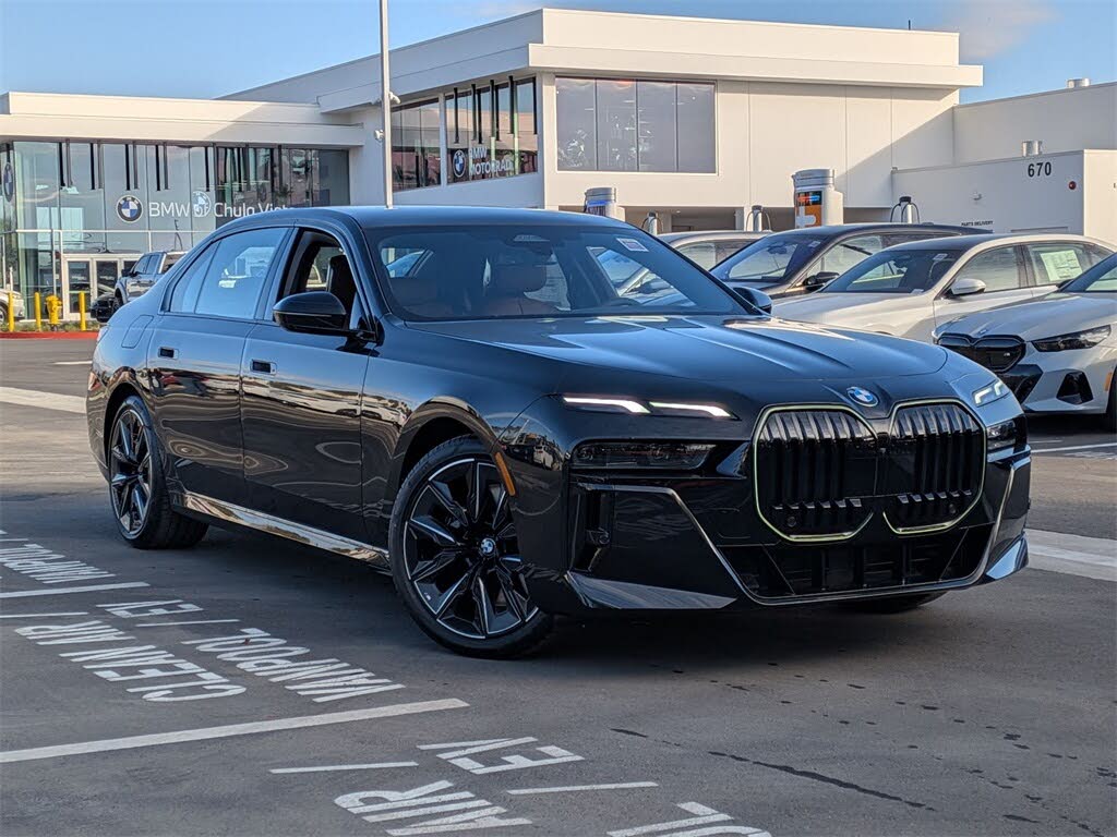 2026 BMW 7 Series 740i RWD