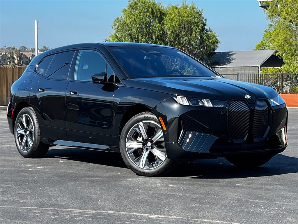 2026 BMW iX xDrive45