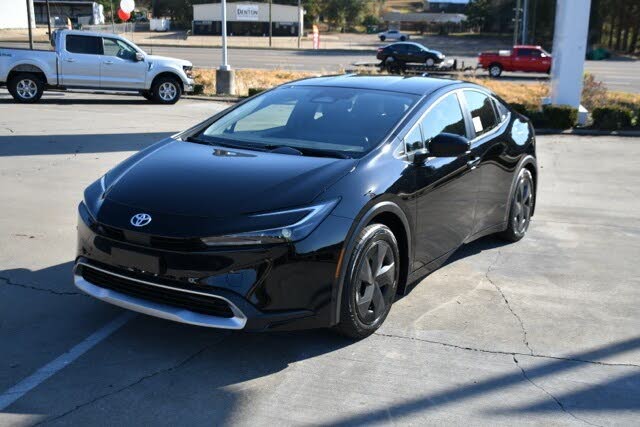 2026 Toyota Prius Plug-In Hybrid SE FWD