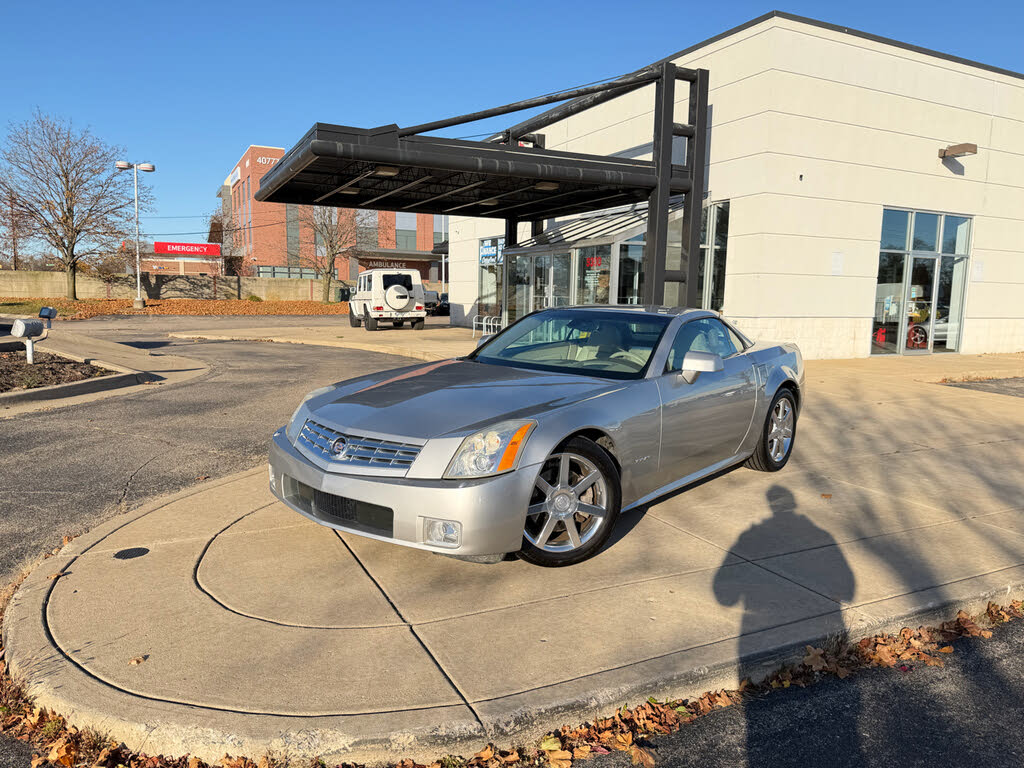 2005 Cadillac XLR RWD