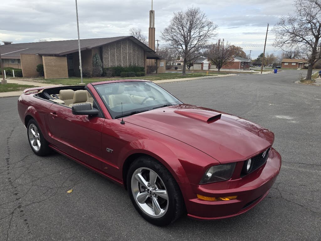 2007 Ford Mustang GT Deluxe Convertible RWD