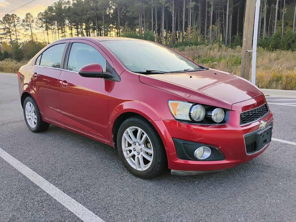2012 Chevrolet Sonic 2LT Sedan FWD