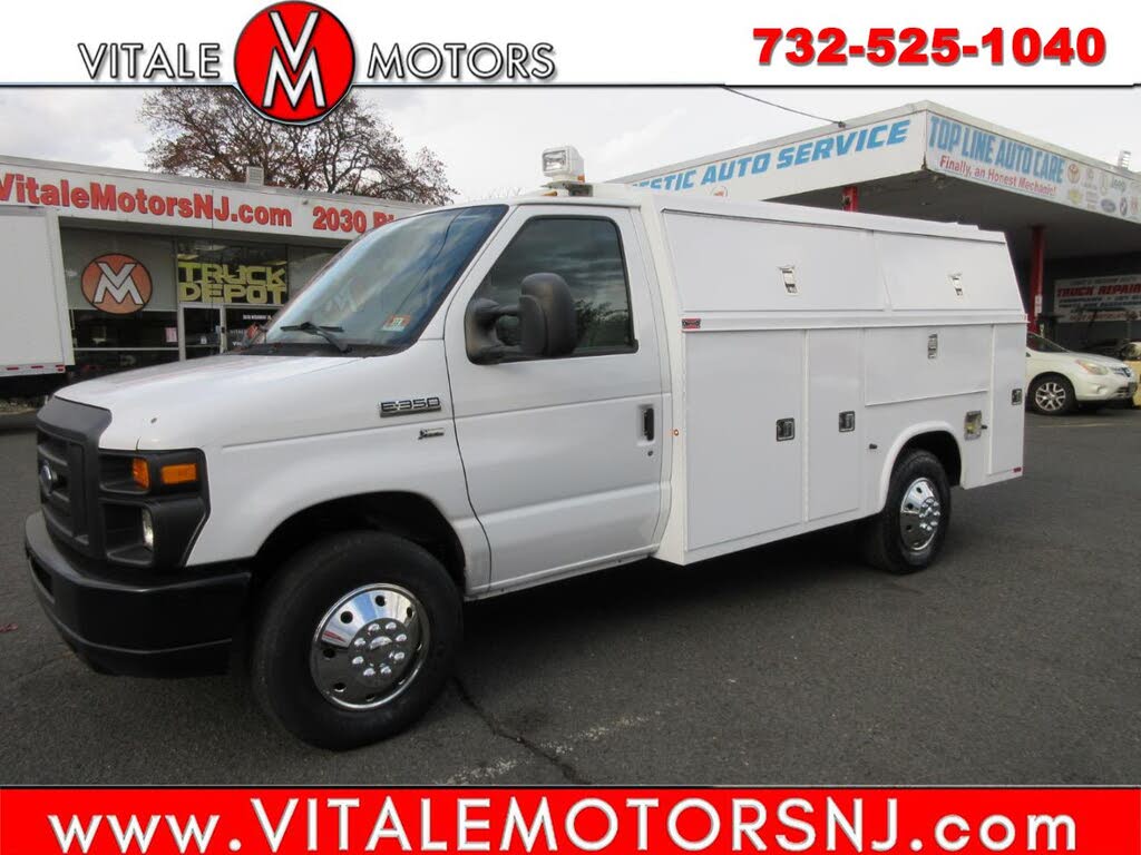 2012 Ford E-Series Chassis E-350 SD Cutaway 138 DRW RWD