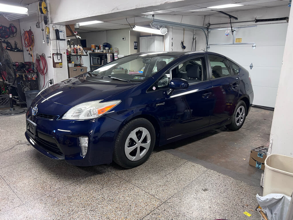 2013 Toyota Prius Three