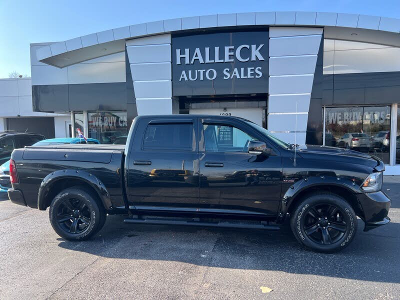 2016 RAM 1500 Sport Crew Cab 4WD