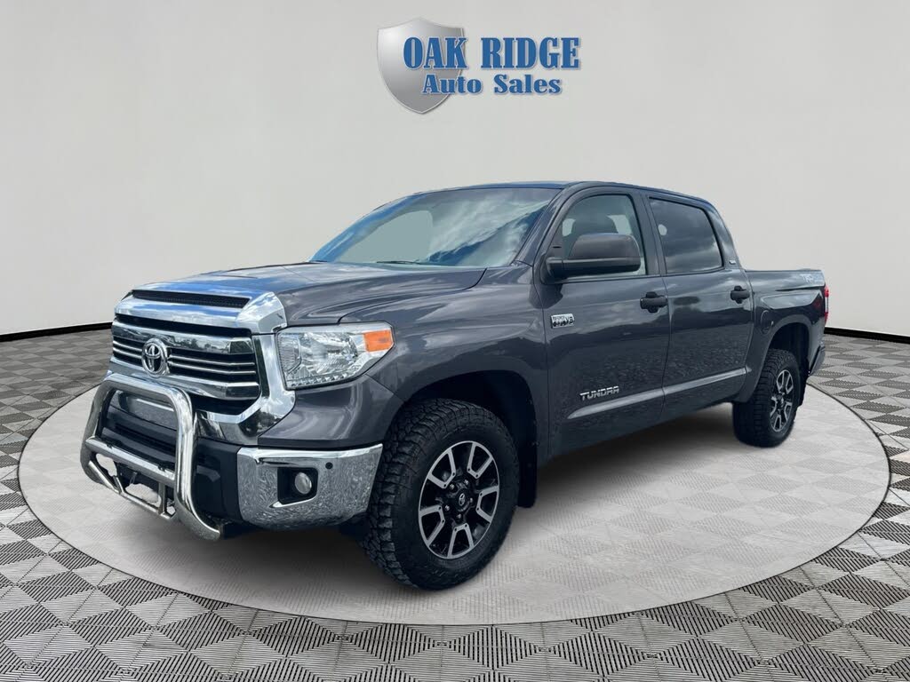 2016 Toyota Tundra SR5 CrewMax 5.7L FFV 4WD