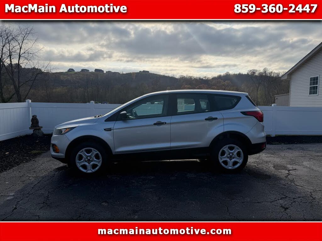 2019 Ford Escape S FWD