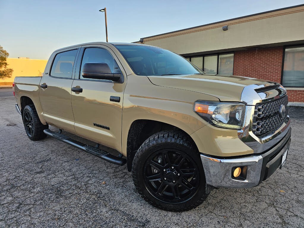 2020 Toyota Tundra SR5 CrewMax RWD