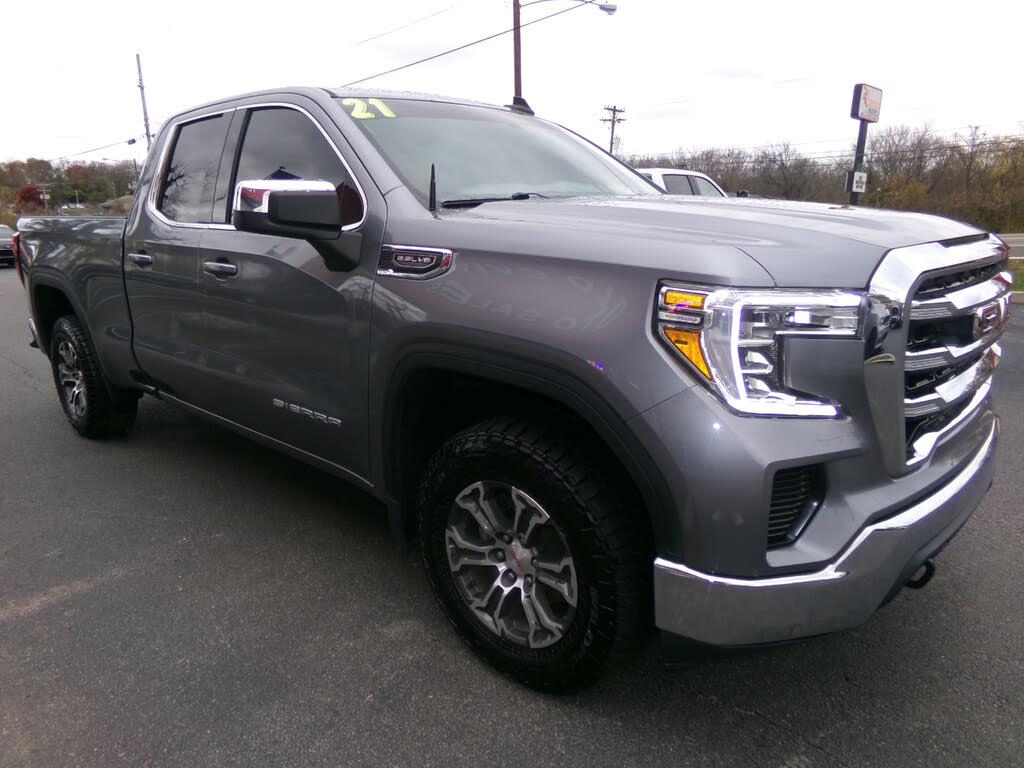 2021 GMC Sierra 1500 SLE Double Cab 4WD