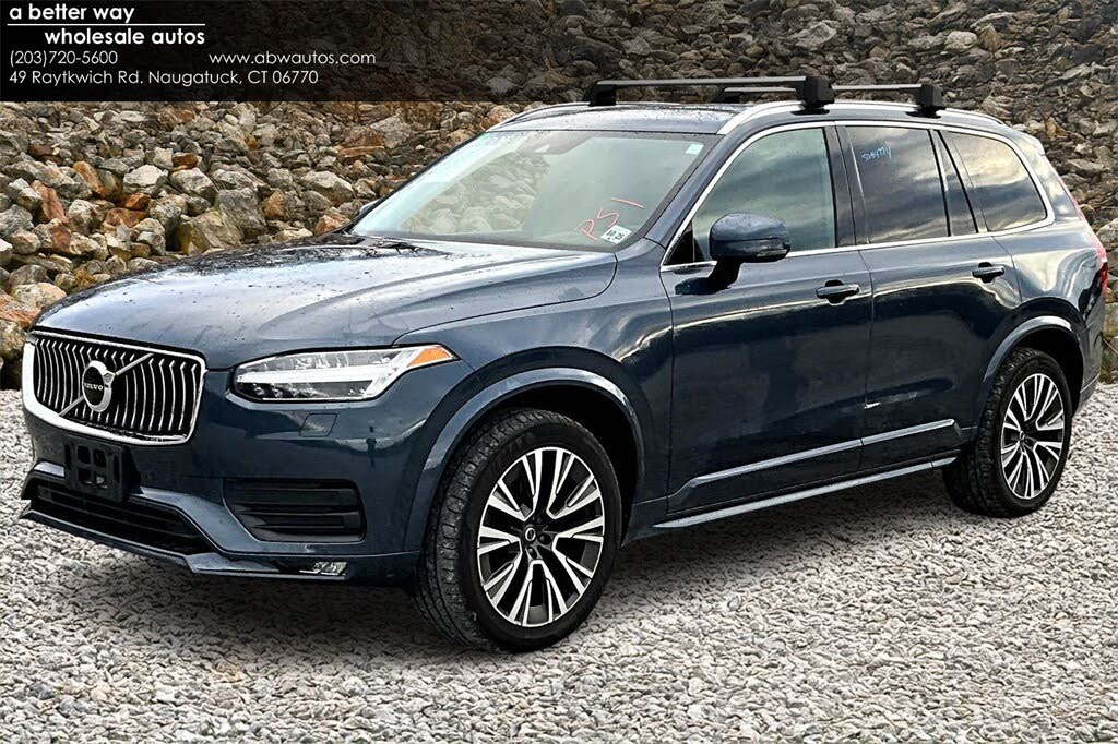 2021 Volvo XC90 T5 Momentum AWD