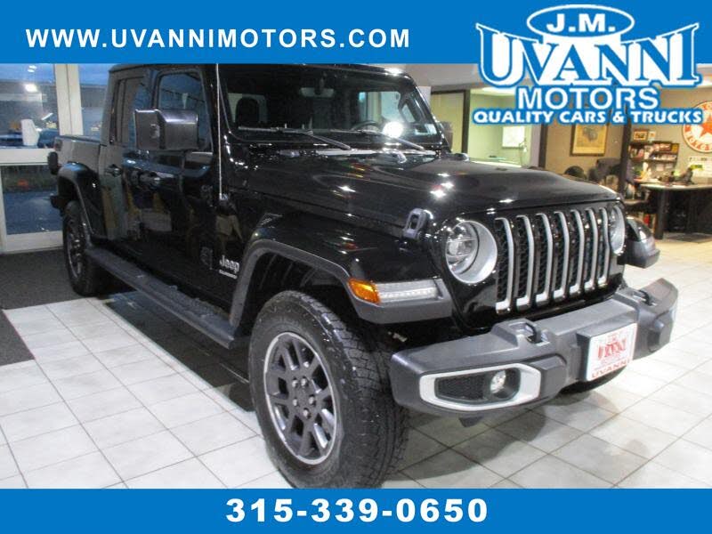 2022 Jeep Gladiator Overland Crew Cab 4WD