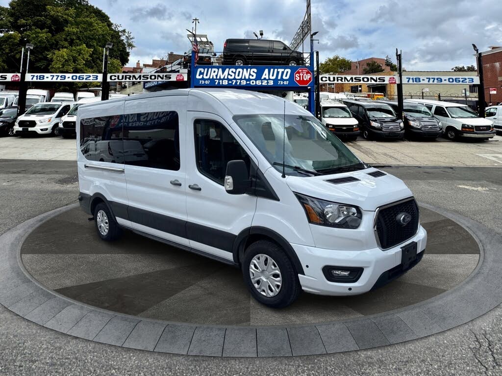 2024 Ford Transit Passenger 350 XLT Medium Roof LB RWD