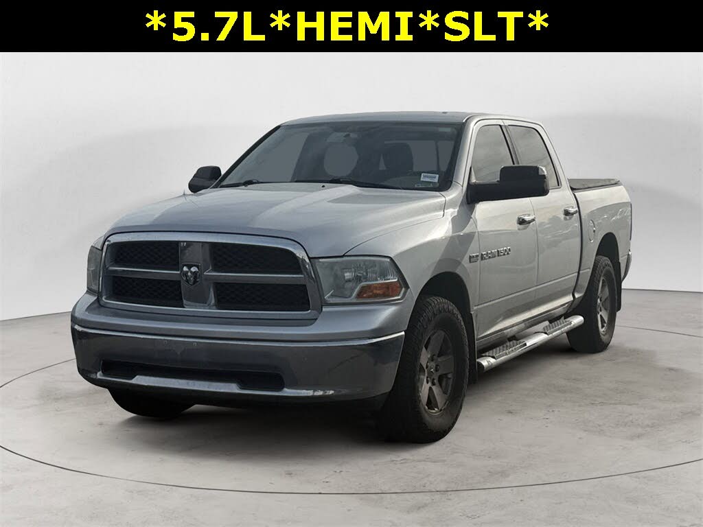 2011 RAM 1500 SLT Crew Cab 4WD