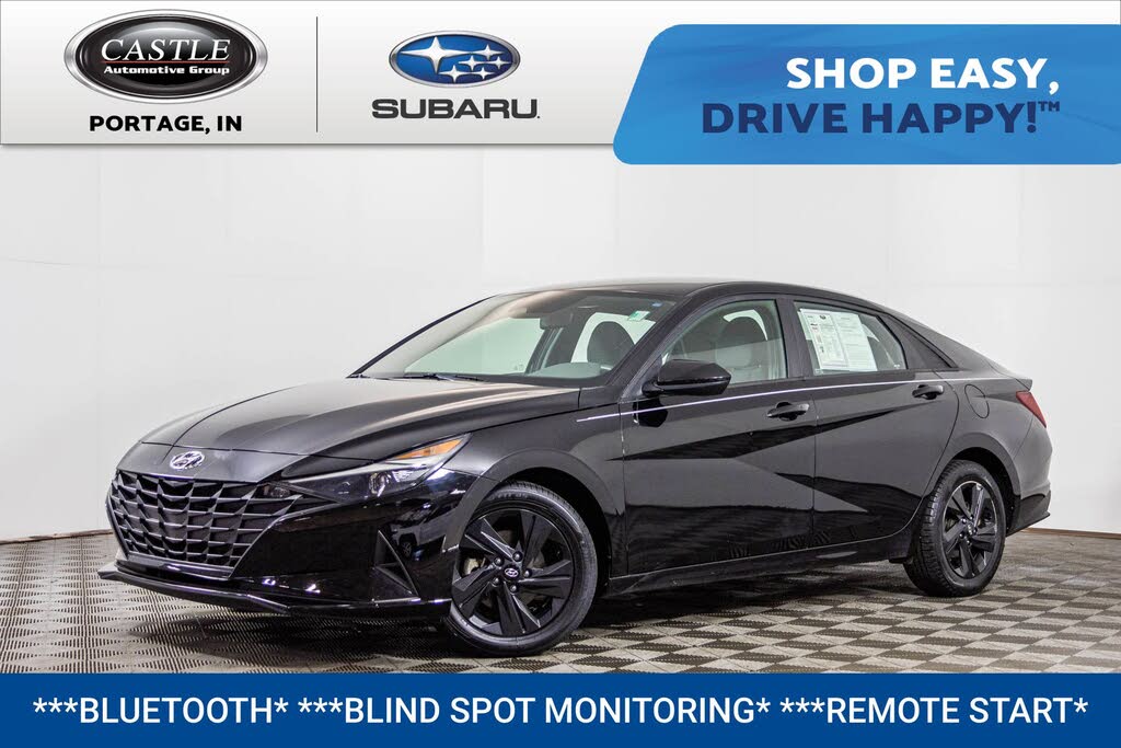 2022 Hyundai Elantra SEL FWD