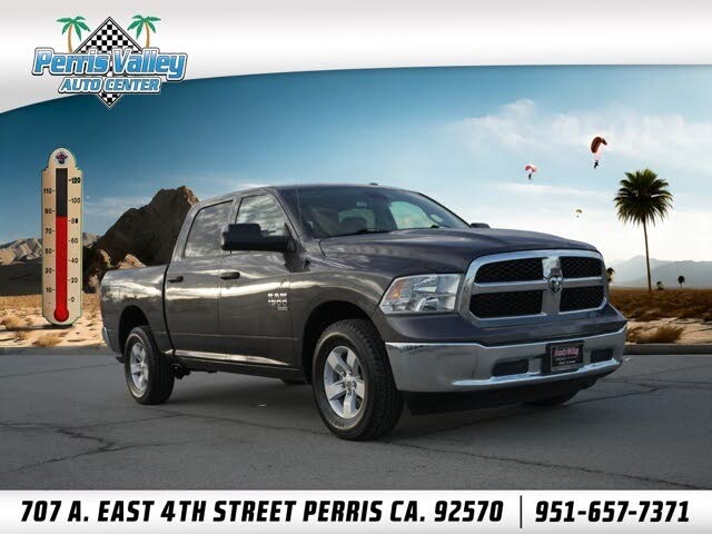 2023 RAM 1500 Classic SLT Crew Cab 4WD