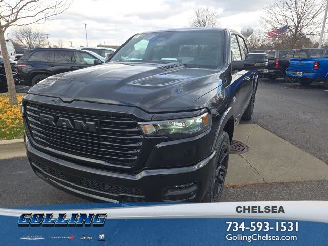 2026 RAM 1500 Laramie Crew Cab 4WD