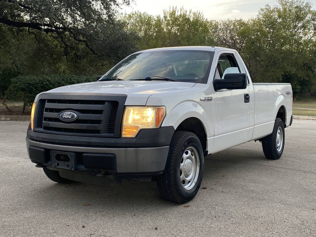 2010 Ford F-150 XL LB 4WD