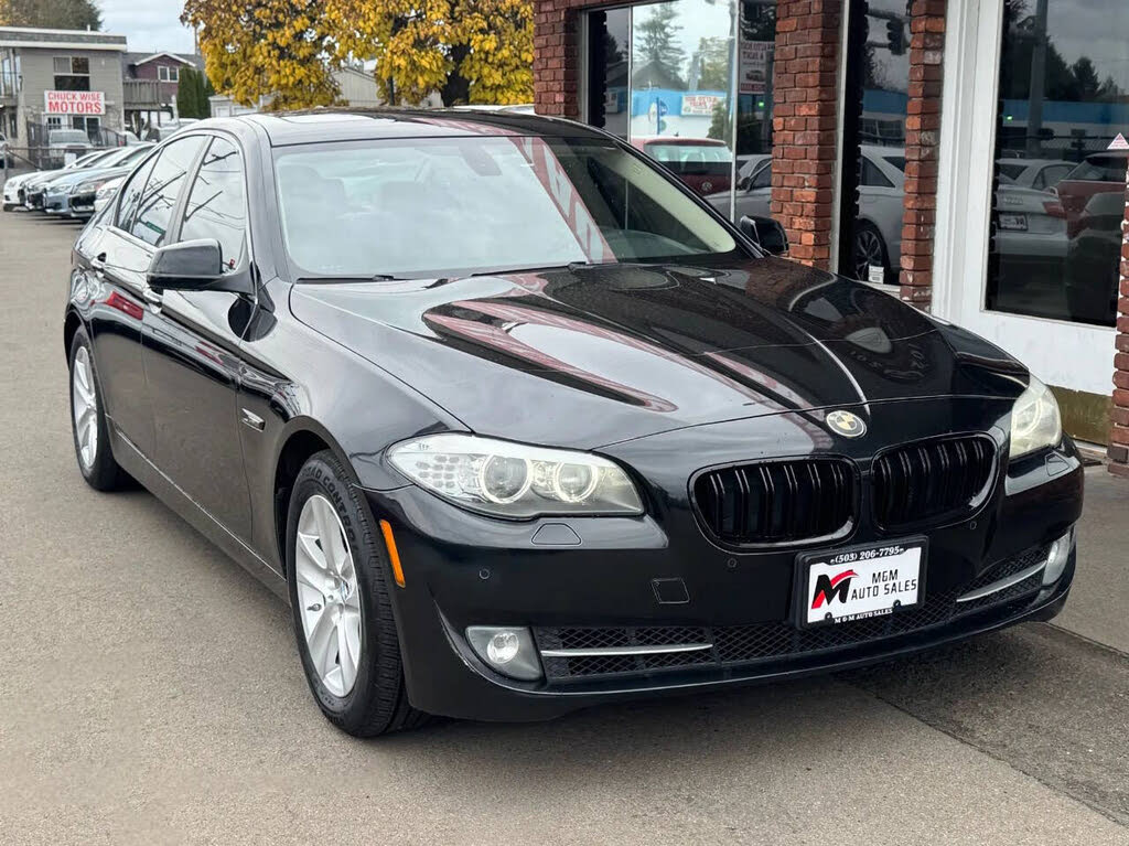 2012 BMW 5 Series 528i xDrive Sedan AWD