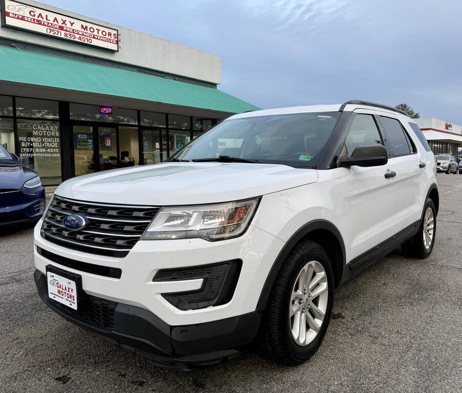 2017 Ford Explorer Base