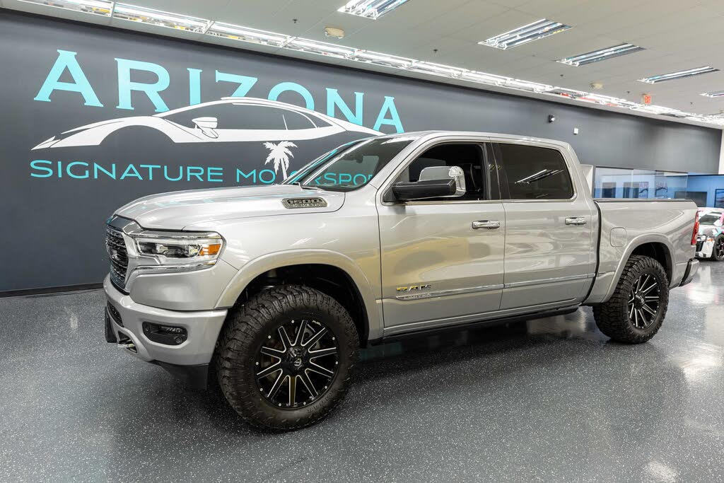 2019 RAM 1500 Limited Crew Cab 4WD