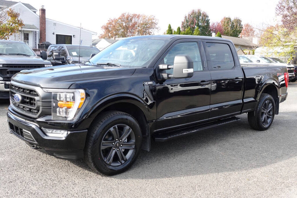 2023 Ford F-150 XLT SuperCrew LB 4WD