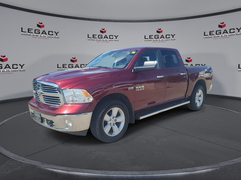 RAM 1500 SLT Crew Cab 4WD 2017