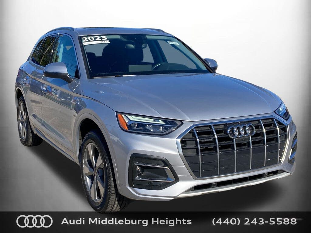 2023 Audi Q5 quattro Premium Plus 40 TFSI