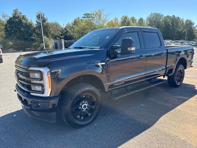 2023 Ford F-250 Super Duty Lariat Crew Cab 4WD
