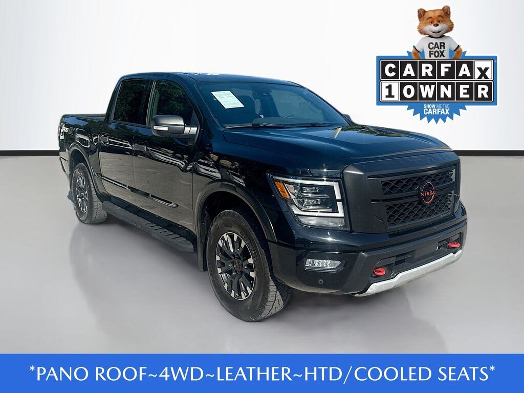 2024 Nissan Titan PRO-4X Crew Cab 4WD